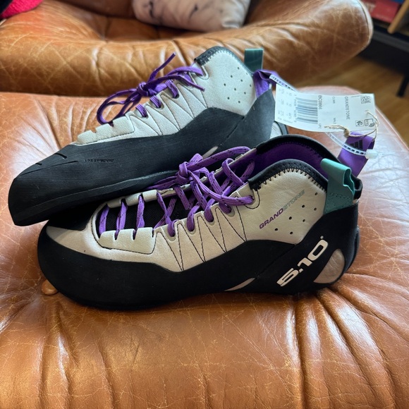 NEW- 5.10 Grandstone Climbing Shoes- size 10.5 - Picture 1 of 11